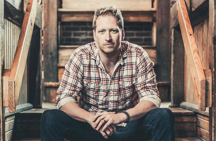 Fayetteville musician Barrett Baber repping Arkansas all the way to the