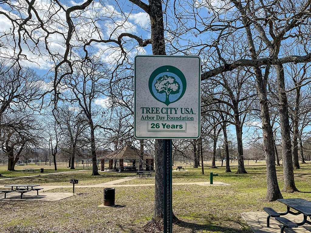 Fayetteville receives Tree City USA urban forestry recognition for 27th