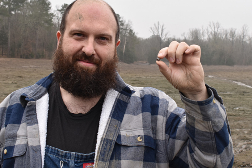 French visitor finds 7.46-carat diamond at Arkansas park, largest since 2020