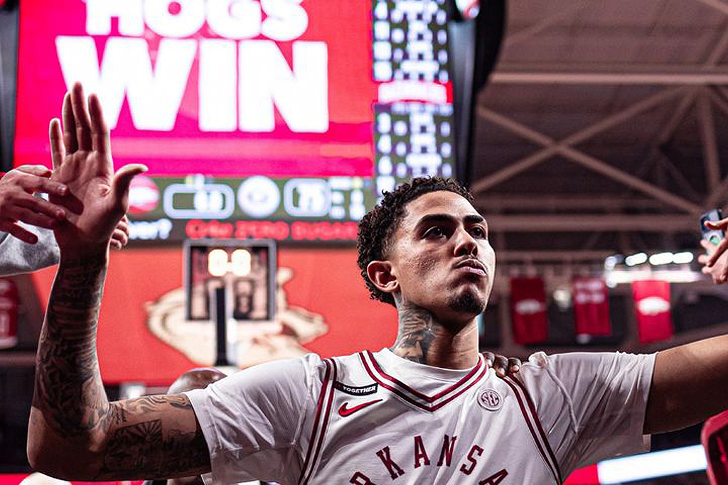 Arkansas pulls out 78-75 win to hand Georgia fifth straight defeat